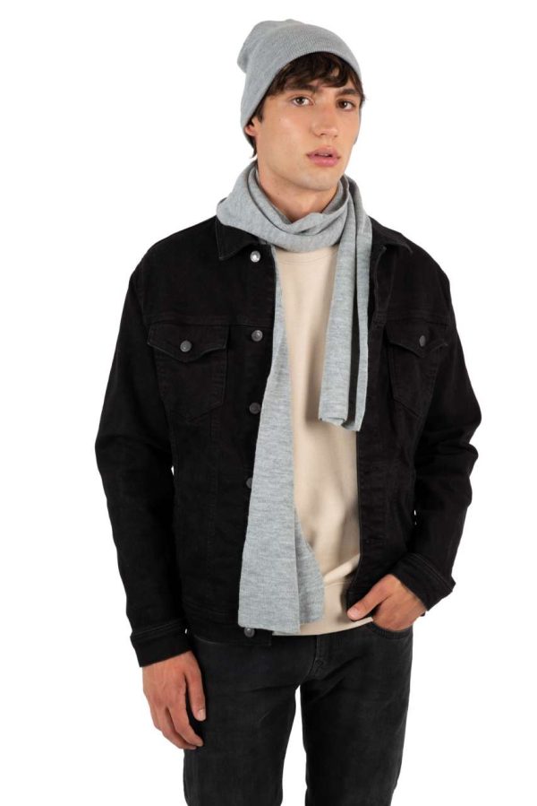 KNITTED SCARF