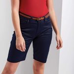 WOMEN'S PERFORMANCE CHINO SHORTS
